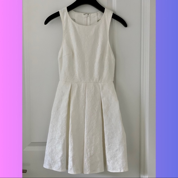 Brand New Ivory Lace Dress - Picture 1 of 5